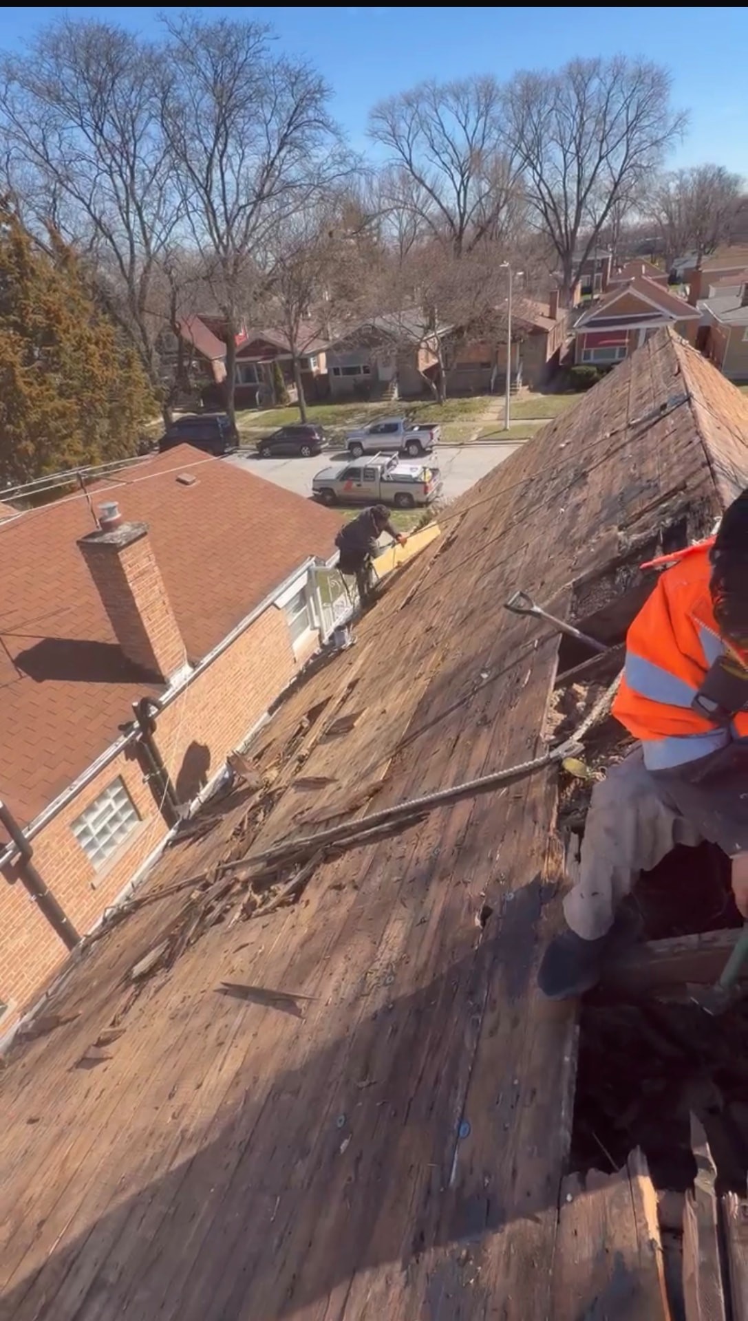 Shingle roof in Norridge before and after a full replacement (Before)